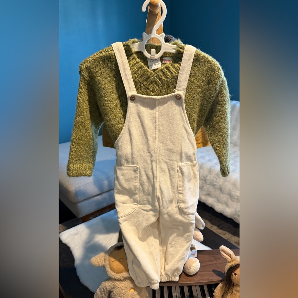 ZARA green sweater & cream jumper
